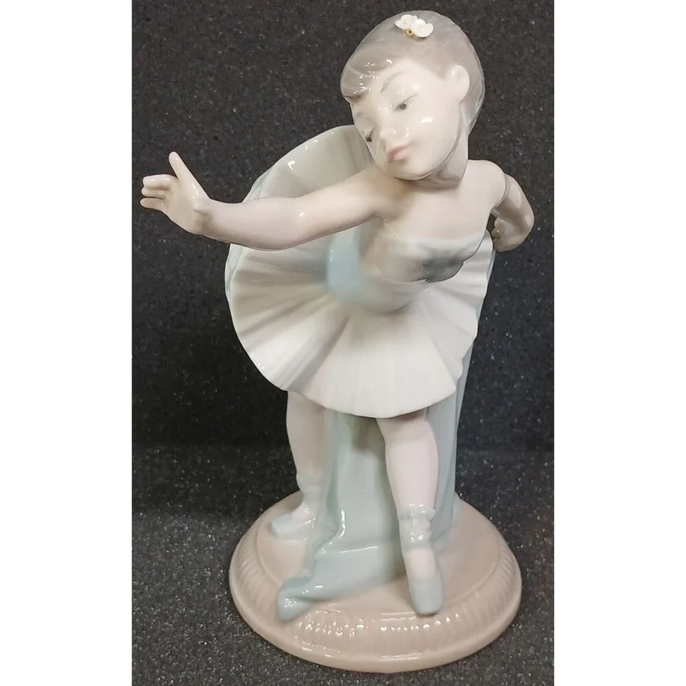 NAO by Lladro Ballerina Dancer Figurine – Handmade Porcelain – Spain